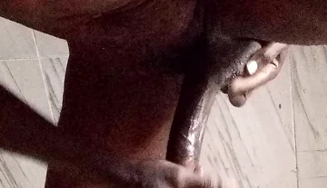 African Huge Cock Displayed Mastabating and Huge Cum
