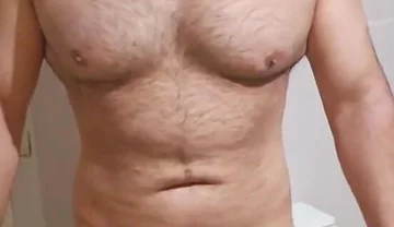 For Those Who Like to Show off Their Arm Muscles and Armpits