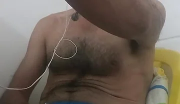 I'm Getting Naked so You Can See My Body