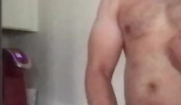 Quick Cumshot in Kitchen