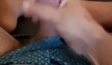 Ladysilva I Put My Dick Out of My Shorts and Jerked off