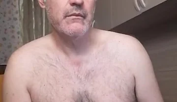 A Porn Movie and a Handjob to Wake up Content and Happy!
