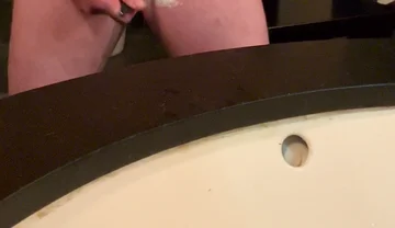 Shavin’ Gets Me Horny Af