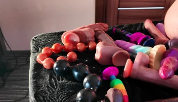21 Dildos Came Out of My Ass