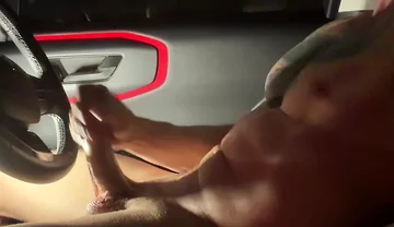 Car Masturbate and Cum