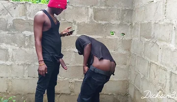 Bend Ebony Creamy Bussy in an Uncompleted Building