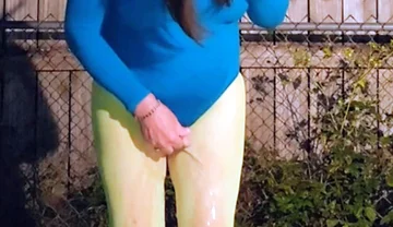 CD Outdoors Pissing My Nylon Pantyhose, Feet and Shoes.