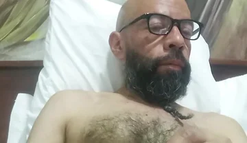 Racing Cock Deepthroat Wild, No Hesitation