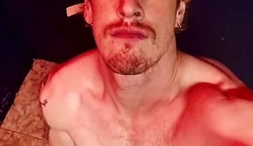 I Got Horny Behind the Scenes of My Latest Shoot and Gooned Out While the Guys Fucked
