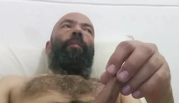 Jhonbahkxxx Seduces with Ravenous Pussy Thrusts