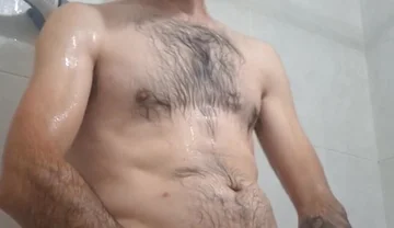 Straight Guy with a Huge Cock Jerks off in the Shower Until He Gets All the Milk Out.