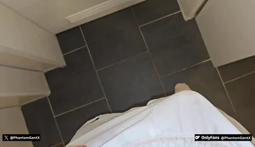 German Dirtytalk! Post Match Sweaty Jerk off in Nike Shorts & Wet Puma Socks Big Cum