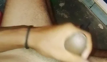 A Straw Immediately Stops with Me