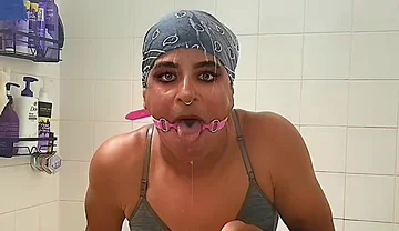 Kris Reelz - Self Face Spit,agagging on a Mouth Ring