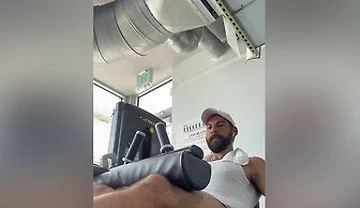 Cumming Handsfree In Public. (x: Hamedraiddxxx)