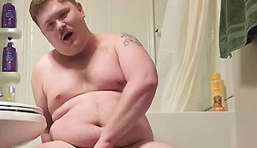 Bottom Rides Dildo And Gets Verbal