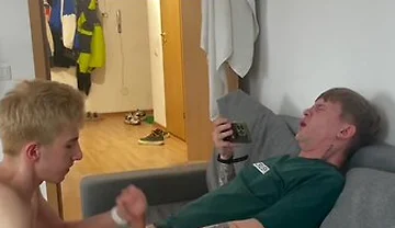 Twink Invited His Twink Friend With A Big Dick Over And Seduced Him Into Giving Him A Blowjob