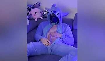 Day 1 Advent Calendar - In My Boyfriends Kigurumi Stitch