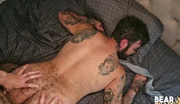 Bearfilms Horny Bo Bailey Barebacks Halim Wolf Hairy Ass