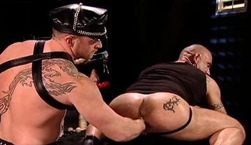 Knuckle Sandwich