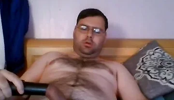Nerdybibear - Vacuum Sucking