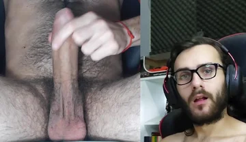 Masturbating Big Penis 4 Minutes, Look at the Face of Pleasure