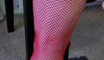 Anal Fuckmachine Session Ends with Pissing
