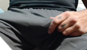 Cash Master Huge Bulge and Precum on Webcam