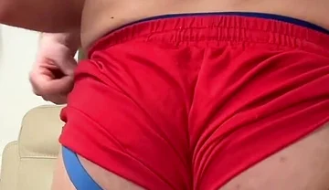 Sexy Bubble Butt Gets Used by Dominant Top