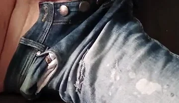 Daddy's Jeans Bulge Goes Crazy