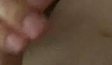 Twink Jerks off in His Bed and Cum on His Stomach