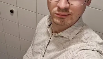 Well Its Almost the End of My Shift so I Can Enjoy a Bit with a Little Break with You