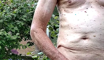 Edging and Sounding Outdoors with 1.7kg Weights