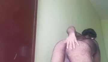 Mandir Pandit Boy Nude