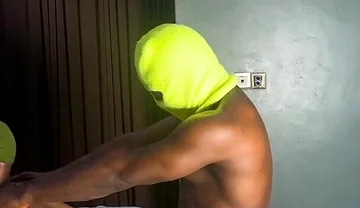 Big Muscle Builder Giving Me Long Strokes
