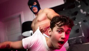 Cole Link Finds The Twink Fucker Zane And Spreads His Hungry Asshole For Him