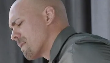 Uncut Dilf Alexandro Cabrera Facefucks Sexy Twink