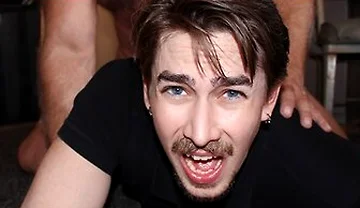 Jack Hunter And Rick Kelson - Security Guard Learns A Tough Lesson About Making False Accusations