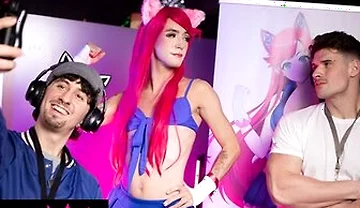 Watch Axelle Rose Suck And Then Ride Malik Delgaty Before Getting A Cumshot On His Ass