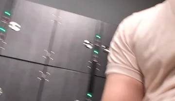 Sharing Nike Air Max Sneaker 5