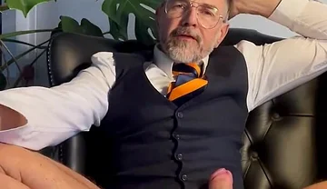 Suited Stepdaddy Solo Wank & Cum Eating