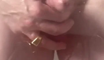 Roommate Pissing on the Shower Screen