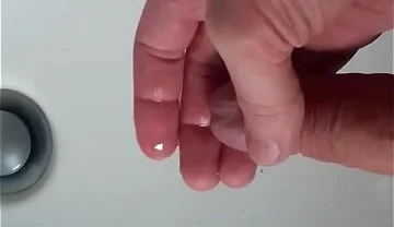 Pee in Bathroom Sink - 04.04.2024