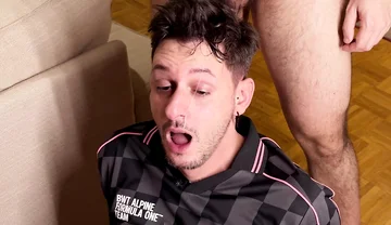 Messy 3-on-1 Facefuck