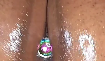 Bouncing Ass with Butt Plug