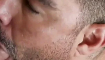 Delicius Cock