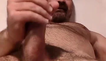 Stepdaddy Bear Making Himself Cum