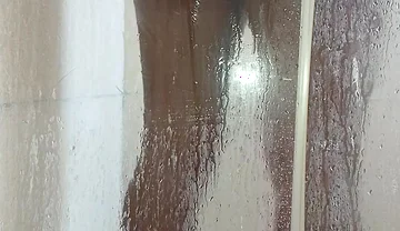 Time to Shower with My Toy