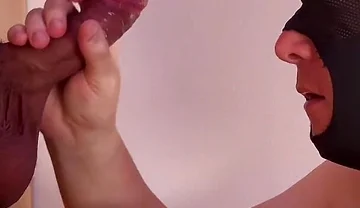Gloryhole Squirts a Daddy on Strawberries