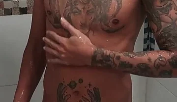 Come and Shower with Me, I Want Company, Do You Dare? I Want It Now